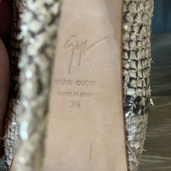 Giuseppe Zanotti Python-Embossed Platform Pump, Silver - Picture 7 of 7